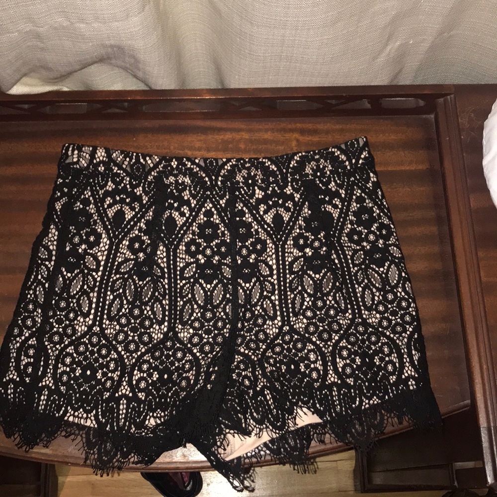 Forever 21 lace shorts